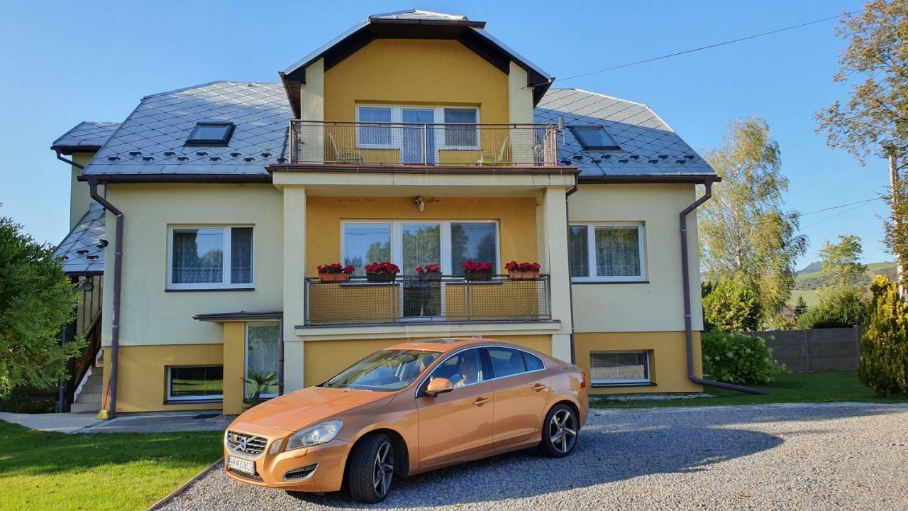 Apartmany Anna Bešeňová Eksteriør billede