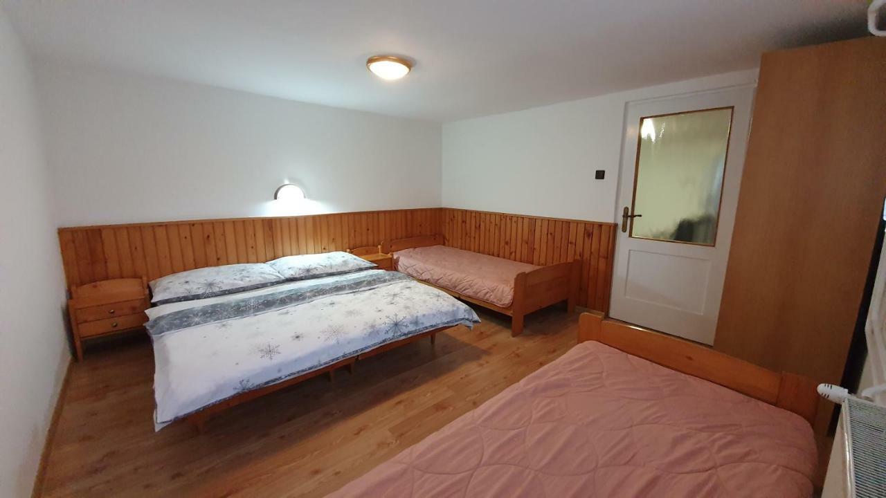 Apartmany Anna Bešeňová Eksteriør billede